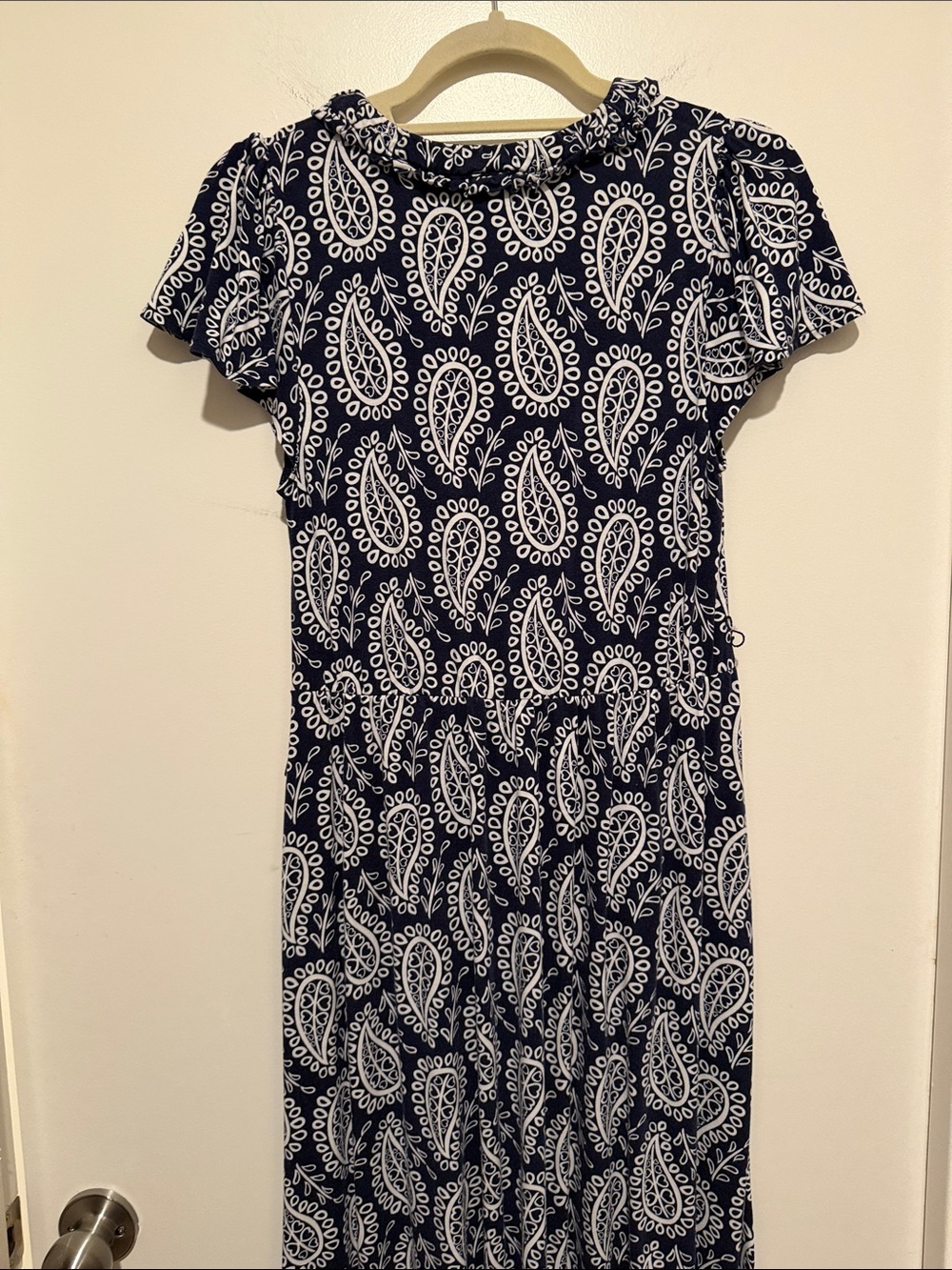 Boden Navy and White Paisley V‑Neck Maxi Dress - Picture 8 of 9